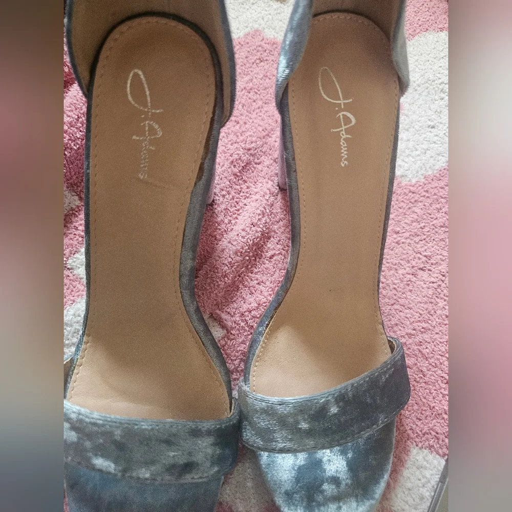 J. Adams NWOT Blue Plush Velvet Block Heel Sandals with Ankle Strap - Picture 5 of 6